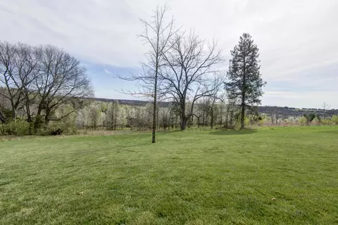 1696 W Silver Oak Dr, Springfield, MO 65810 photo 39