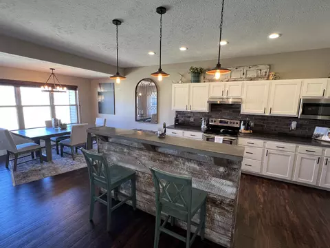1407 E 14th St, Mountain Grove, MO 65711 photo 8