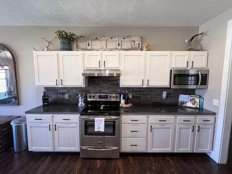 1407 E 14th St, Mountain Grove, MO 65711 photo 9