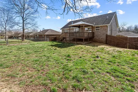 3923 W Parkridge Cir, Springfield, MO 65802 photo 32