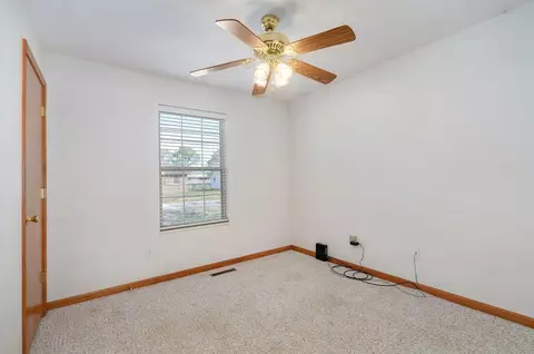 620 E Bedford St, Marshfield, MO 65706 photo 17