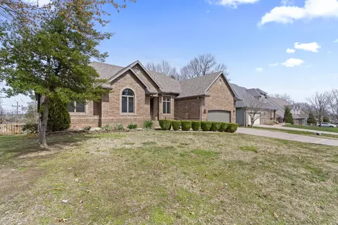 3813 E Kingsbury St, Springfield, MO 65809 photo 3