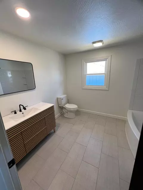 1528 E Buena Vista St, Springfield, MO 65804 photo 10