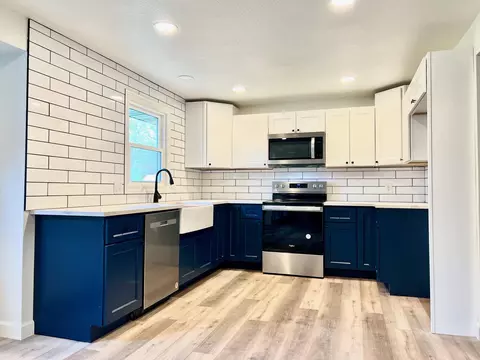 1528 E Buena Vista St, Springfield, MO 65804 photo 4
