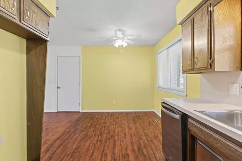 5447 S Honeysuckle Ln, Battlefield, MO 65619 photo 15