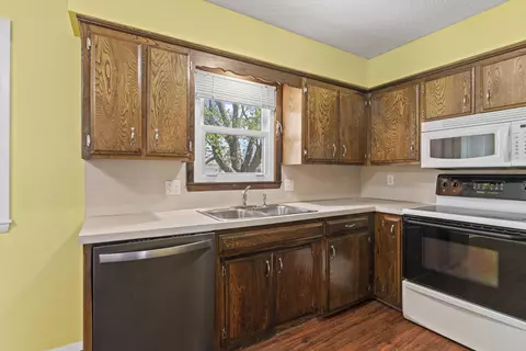 5447 S Honeysuckle Ln, Battlefield, MO 65619 photo 13
