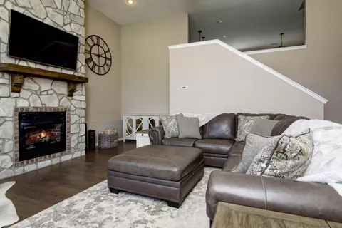 760 E Gallup Hill Rd, Nixa, MO 65714 photo 8