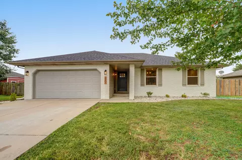 5901 N 6th Ave, Ozark, MO 65721 photo 2