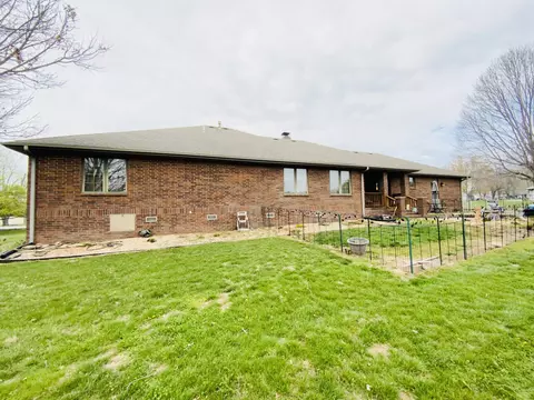 2406 S 19th Ave, Ozark, MO 65721 photo 3