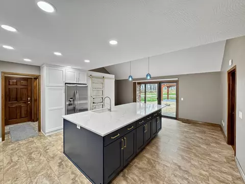 2083 W Trevor Trl, Ozark, MO 65721 photo 5