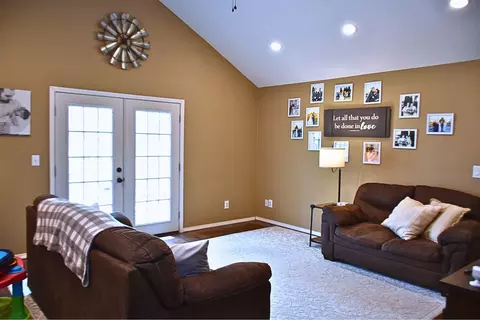 2202 S Hammons Rd, Ozark, MO 65721 photo 3