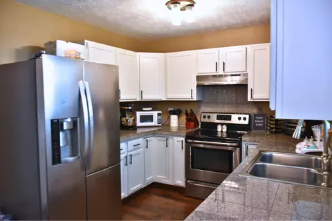 2202 S Hammons Rd, Ozark, MO 65721 photo 6