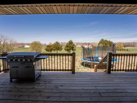Exterior - 100 Pond View Dr, Marshfield, MO 65706 photo 6 of 9