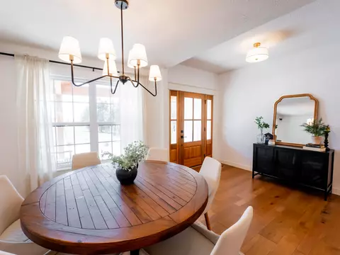 Dining - 100 Pond View Dr, Marshfield, MO 65706 photo 1 of 9