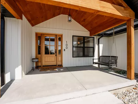 Exterior - 100 Pond View Dr, Marshfield, MO 65706 photo 5 of 9