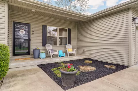 198 W Walnut St, Nixa, MO 65714 photo 4