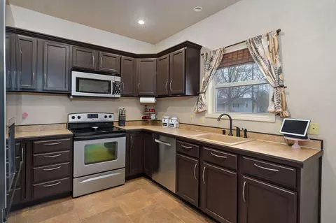 198 W Walnut St, Nixa, MO 65714 photo 9