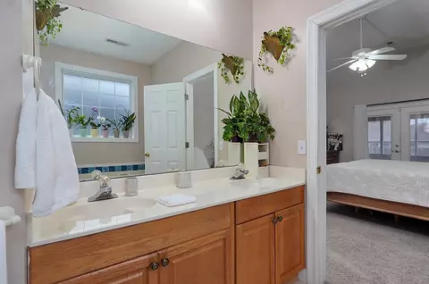Bath - 931 N Travis Ave, Republic, MO 65738 photo 3 of 5