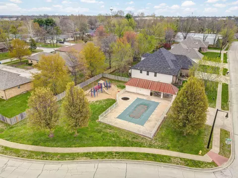 View/Area - 931 N Travis Ave, Republic, MO 65738 photo 1 of 2