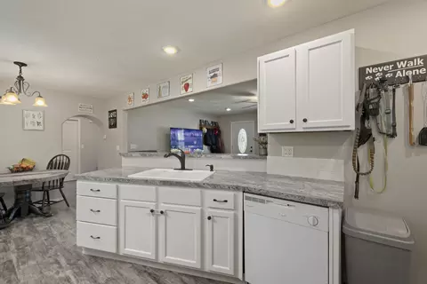 404 Harrison St, Nixa, MO 65714 photo 8