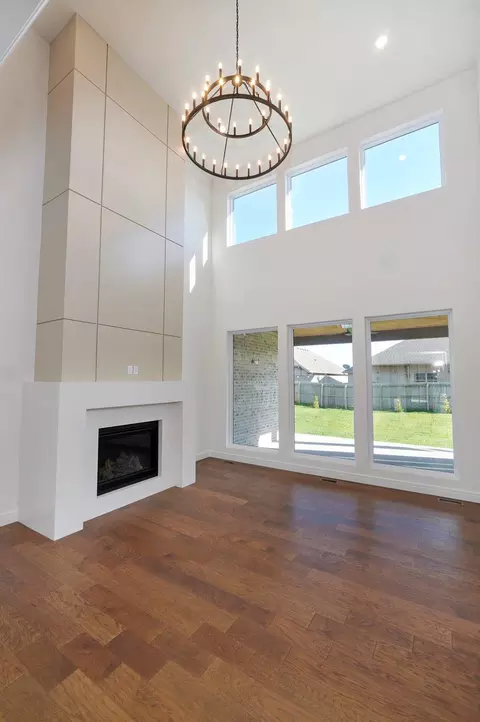Living - 882 Emerald Ter, Nixa, MO 65714 photo 1 of 3