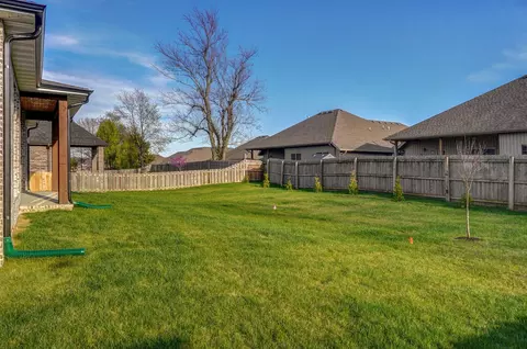 Exterior - 882 Emerald Ter, Nixa, MO 65714 photo 10 of 13