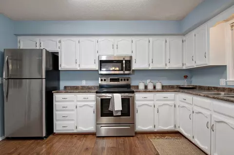 Kitchen - 2048 S Lexington Ave, Springfield, MO 65807 photo 3 of 3
