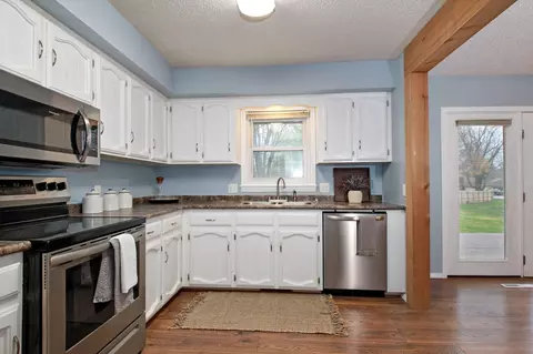 Kitchen - 2048 S Lexington Ave, Springfield, MO 65807 photo 2 of 3
