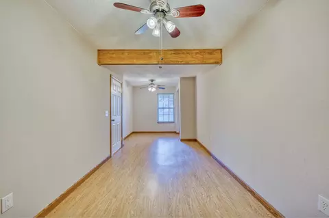 Entry Way - 4232 S Shady Lake Ave, Springfield, MO 65810 photo 3 of 3