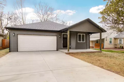 1331 N Warren Ave, Springfield, MO 65802