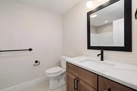 Bath - 5958 S Holland Ave, Springfield, MO 65810 photo 10 of 11