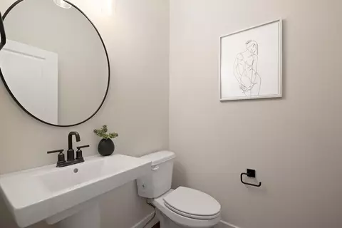 Bath - 5958 S Holland Ave, Springfield, MO 65810 photo 7 of 11