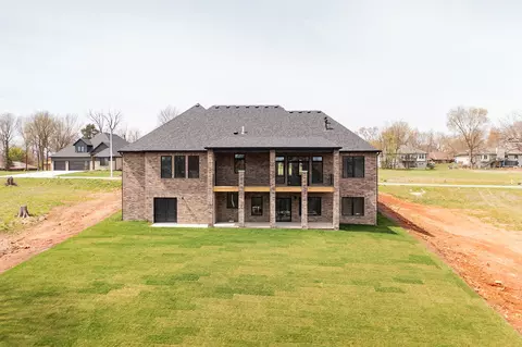 Exterior - 5958 S Holland Ave, Springfield, MO 65810 photo 11 of 14