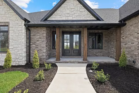 Exterior - 5958 S Holland Ave, Springfield, MO 65810 photo 2 of 14