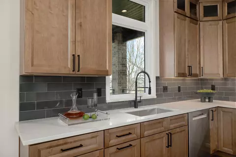 Kitchen - 5958 S Holland Ave, Springfield, MO 65810 photo 3 of 11