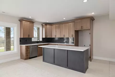 Kitchen - 5958 S Holland Ave, Springfield, MO 65810 photo 11 of 11
