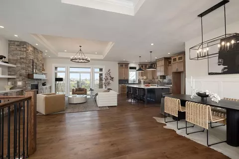 Living - 5958 S Holland Ave, Springfield, MO 65810 photo 3 of 8