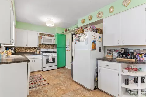 649 S Oak Grove Ave, Springfield, MO 65802 photo 10