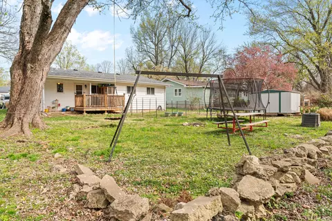 649 S Oak Grove Ave, Springfield, MO 65802 photo 24