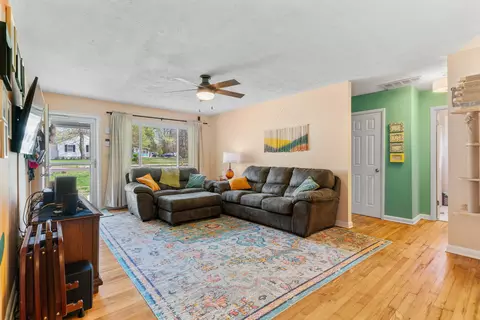 649 S Oak Grove Ave, Springfield, MO 65802 photo 5