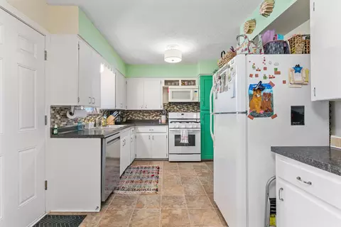 649 S Oak Grove Ave, Springfield, MO 65802 photo 9