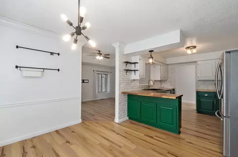 Kitchen - 2006 S Lancaster Ave, Springfield, MO 65807 photo 1 of 6