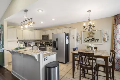 Kitchen - 1127 W Mccafferty St, Nixa, MO 65714 photo 2 of 6