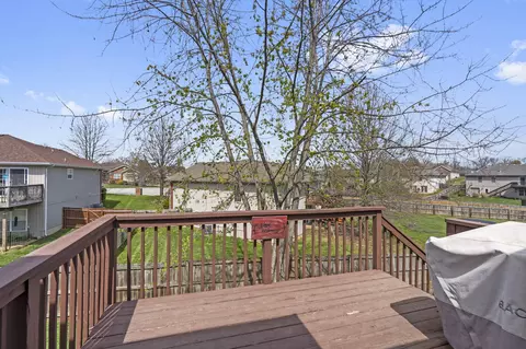 Exterior - 1127 W Mccafferty St, Nixa, MO 65714 photo 5 of 11