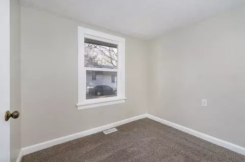 2134 N East Ave, Springfield, MO 65803 photo 14
