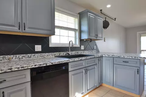 Kitchen - 440 Tiffany Blvd, Nixa, MO 65714 photo 2 of 7