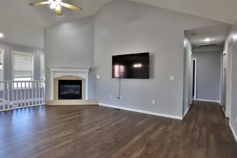 Living - 440 Tiffany Blvd, Nixa, MO 65714 photo 4 of 9