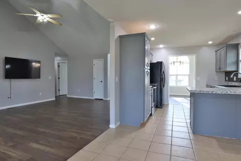 Entry Way - 440 Tiffany Blvd, Nixa, MO 65714 photo 1 of 3