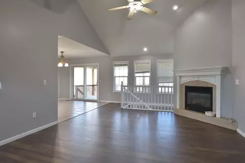 Living - 440 Tiffany Blvd, Nixa, MO 65714 photo 2 of 9