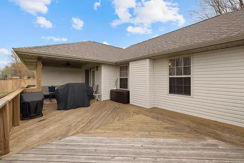 Exterior - 615 Sarah Ct, Willard, MO 65781 photo 6 of 14